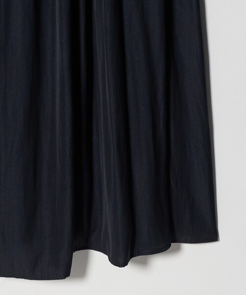 green label relaxing（グリーンレーベルリラクシング）の「サテン ギャザー ショートスリーブ ワンピース 2（ドレス・レディース・イエロー/その他1/ネイビー・FREE）」の19枚目の写真