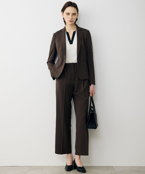 ICB(アイシービー)の「BackSatinAmunzen 5分袖Vネック配色ブラウス(シャツ/ブラウス・レディース・ブラック系8/ブラック系/アイボリー系・X-SMALL/SMALL/MEDIUM)」の6枚目の写真