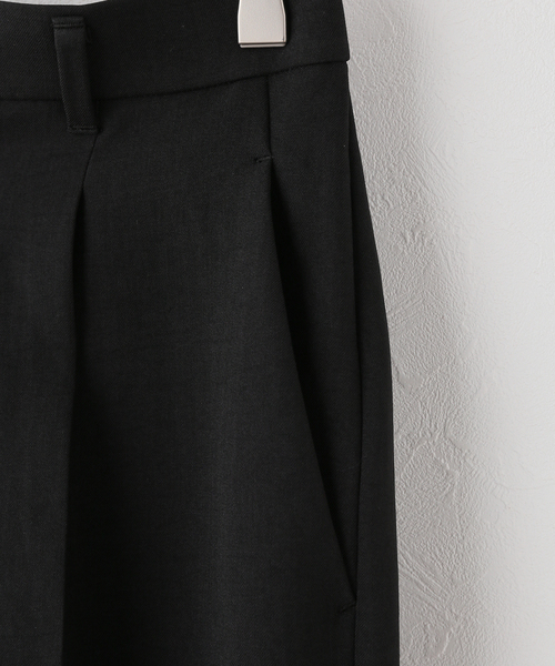 Spick & Span（スピックアンドスパン）の「ウォッシャブルセミフレアパンツ（その他パンツ・レディース・ブラック/ベージュ・38/36/34）」の16枚目の写真