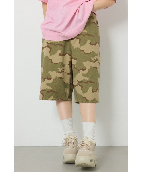 RODEO CROWNS WIDE BOWL（ロデオクラウンズワイドボウル）の「WIDE BERMUDA SHORTS（その他パンツ・レディース・ブラック/ブルー系その他3/グレー系その他/ブルー/カモフラージュ/ブラウン・SMALL/MEDIUM）」の6枚目の写真