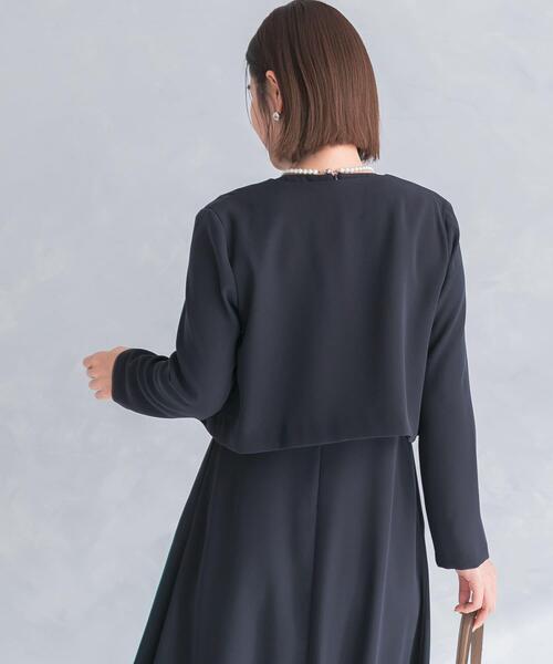 URBAN RESEARCH ROSSO WOMEN(アーバンリサーチ ロッソ)の「kaene シフォンフリルジャケット(スーツジャケット・レディース・ベージュ/ネイビー・MEDIUM)」の12枚目の写真