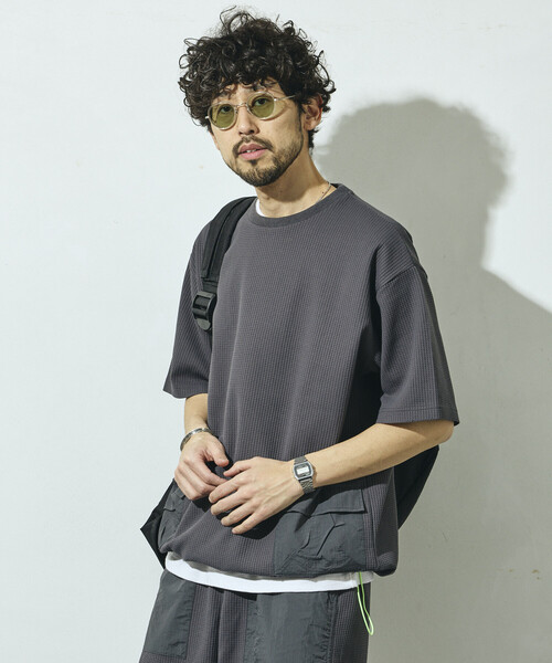 Firsthand(ファーストハンド)の「Firsthand/ファーストハンド サイドポケット スピンドル テック サーマル ショートスリーブ Tシャツ / ビッグシルエット(Tシャツ/カットソー・メンズ・ブルーグレー/ホワイト/ブラック/チャコールグレー・LARGE/MEDIUM)」の21枚目の写真