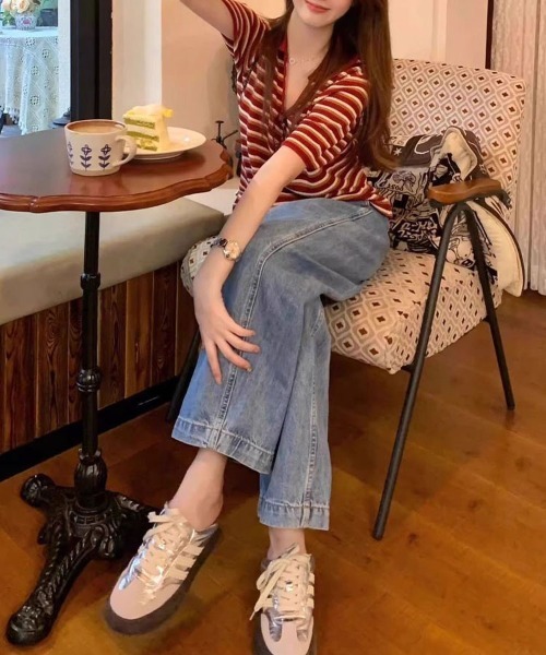 SallyLunn（サリーラン）の「細ボーダーVネック ゆるトップス（その他トップス・レディース・ブラック×グリーン/ブラック/レッド・FREE）」の19枚目の写真