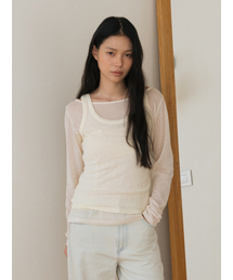 UNNOUT（アナウト）の「DELICATE SCOOP NECK SLEEVELESS SHIRT CREAM（Tシャツ/カットソー）」