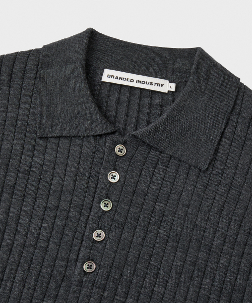 BRANDED（ブランデッド）の「GRACE MERINO WOOL POLO KNIT [CHARCOAL]（ニット/セーター・メンズ・その他・MEDIUM/LARGE/X-LARGE）」の3枚目の写真