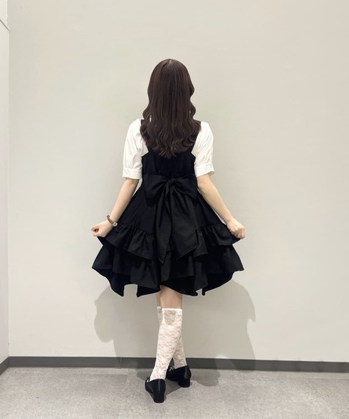 F i.n.t（フィント）の「ボリュームフリルヘムミニジャンパースカート/fint フィント（ジャンパースカート・レディース・ブラック/グレー・FREE）」の9枚目の写真