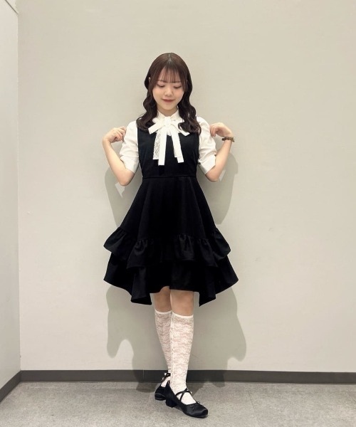 F i.n.t（フィント）の「ボリュームフリルヘムミニジャンパースカート/fint フィント（ジャンパースカート・レディース・ブラック/グレー・FREE）」の12枚目の写真