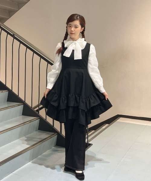 F i.n.t（フィント）の「ボリュームフリルヘムミニジャンパースカート/fint フィント（ジャンパースカート・レディース・ブラック/グレー・FREE）」の21枚目の写真