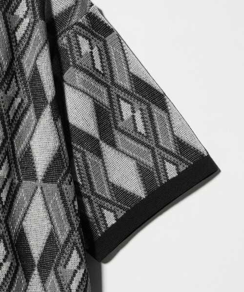 A DAY IN THE LIFE UNITED ARROWS(アデイインザライフユナイテッドアローズ)の「アブストラクト レイヤード リラックス カットソー-ウォッシャブル-<A DAY IN THE LIFE>(ニット/セーター・メンズ・ベージュ/ネイビー/ブラック・L/M)」の22枚目の写真