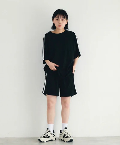 merrylatte(メリーラテ)の「ライン入りTシャツ【IROHANI】(Tシャツ/カットソー・レディース・ブラック/パープル/グレー・FREE)」の13枚目の写真