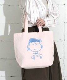 PEANUTS（ピーナッツ）の「"09"≪PEANUTS≫1ポケット ナイロン フェイス 刺繍 トートバッグ（トートバッグ）」