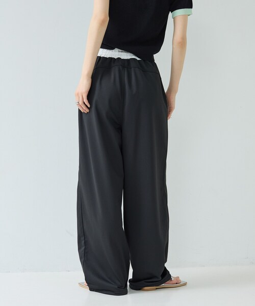GALLEST（ギャレスト）の「【一部店舗限定】パイピング裏毛ワイドパンツ（その他パンツ・レディース・ブラック系4/グレー系4・38）」の16枚目の写真
