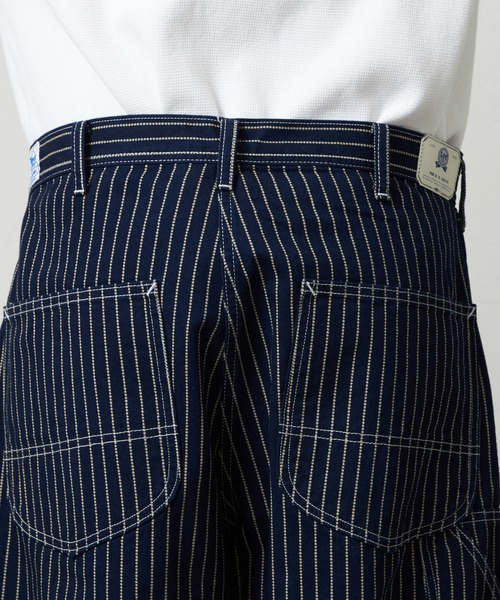 Lee(リー)の「Lee/リー VINTAGE PAINTER PANTS/ビンテージぺインターパンツ DUNGAREES(その他パンツ・メンズ・ライトインディゴブルー/ストライプ・LARGE/MEDIUM/SMALL/X-LARGE)」の9枚目の写真
