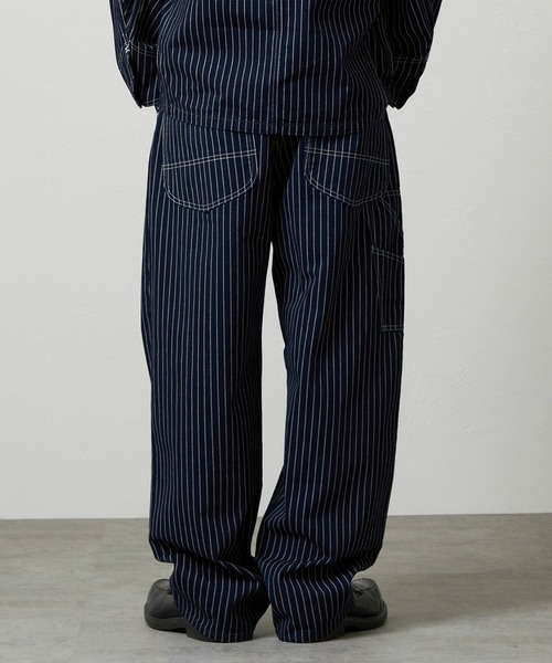 Lee(リー)の「Lee/リー VINTAGE PAINTER PANTS/ビンテージぺインターパンツ DUNGAREES(その他パンツ・メンズ・ライトインディゴブルー/ストライプ・LARGE/MEDIUM/SMALL/X-LARGE)」の6枚目の写真
