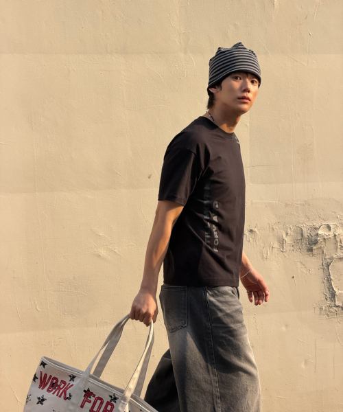 AMOU（アモウ）の「Motion Half T-Shirts Black（Tシャツ/カットソー・メンズ・その他・3/2/1）」の2枚目の写真