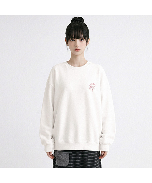 RANDOMOFF(ランダムオフ)の「OFF TORA OVER FIT SWEATSHIRT (3color)(スウェット・レディース・ホワイト/ライトグレー/ブラック・SMALL/MEDIUM/LARGE/X-LARGE)」の2枚目の写真