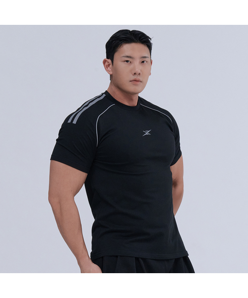 NINEZ(ナインゼット)の「リフレクティブサッカーヘビーメッシュマッスルフィットTシャツ(Tシャツ/カットソー・メンズ・ブラック・LARGE/X-LARGE/2XL/MEDIUM)」の1枚目の写真