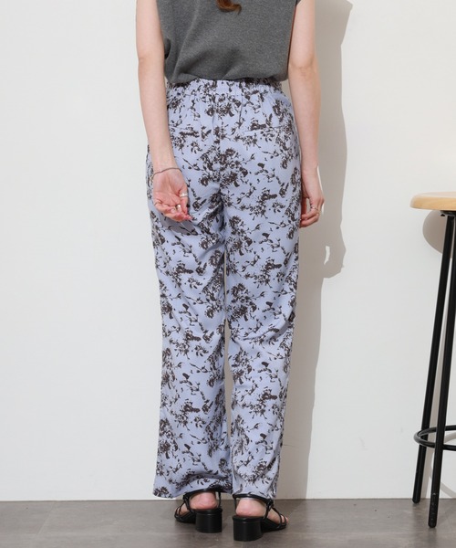 Re:EDIT(リエディ)の「ヴィンテージフラワープリントスラックスパンツ(その他パンツ・レディース・ブルー・M)」の11枚目の写真
