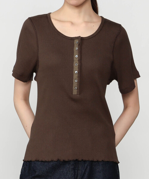 TICCA(ティッカ)の「TICCA | スーピマコットン テレコヘンリーネックTシャツ WOMEN(Tシャツ/カットソー・レディース・ホワイト/ブラック/カーキ・F)」の1枚目の写真