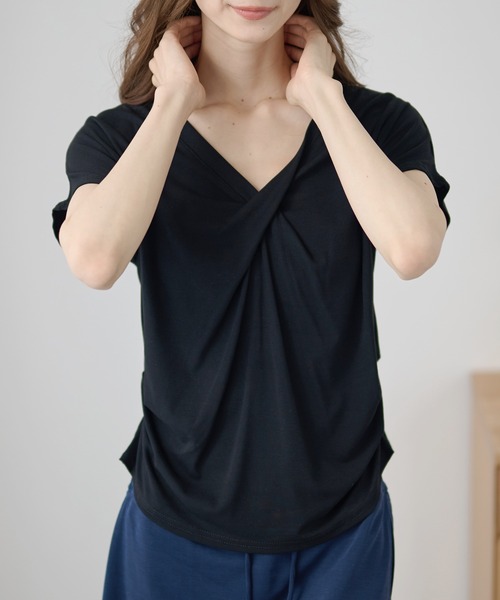 DAYRA(デイラ)の「Vネック ツイスト サイド ギャザー 半袖 カットソー(Tシャツ/カットソー・レディース・ホワイト/ライトブルー/ブラック/パープル/グレー・FREE)」の8枚目の写真