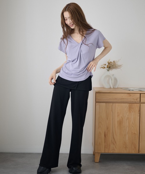 DAYRA(デイラ)の「Vネック ツイスト サイド ギャザー 半袖 カットソー(Tシャツ/カットソー・レディース・ホワイト/ライトブルー/ブラック/パープル/グレー・FREE)」の13枚目の写真