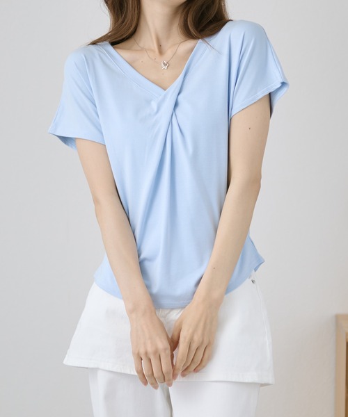DAYRA(デイラ)の「Vネック ツイスト サイド ギャザー 半袖 カットソー(Tシャツ/カットソー・レディース・ホワイト/ライトブルー/ブラック/パープル/グレー・FREE)」の17枚目の写真