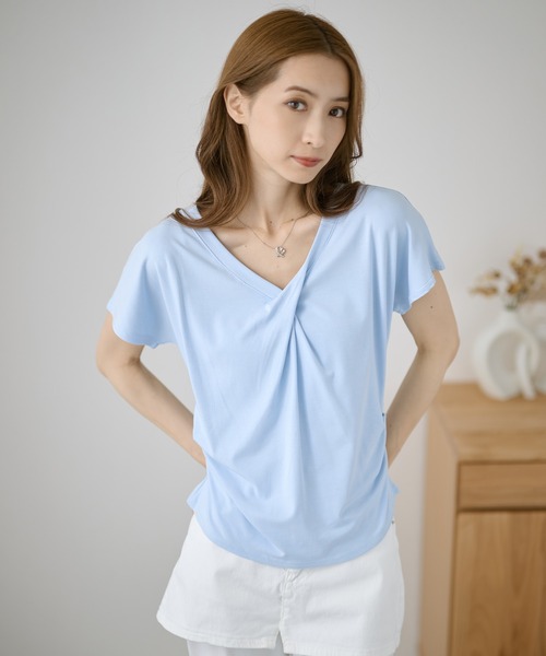 DAYRA(デイラ)の「Vネック ツイスト サイド ギャザー 半袖 カットソー(Tシャツ/カットソー・レディース・ホワイト/ライトブルー/ブラック/パープル/グレー・FREE)」の19枚目の写真