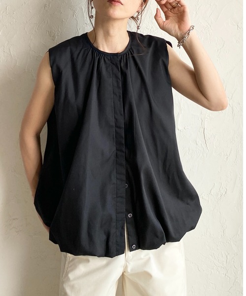 She's Closet(シーズクローゼット)の「ノースリーブ 裾バルーン ブラウス ボリュームトップス(シャツ/ブラウス・レディース・ホワイト/ブルー/ブラック・FREE)」の2枚目の写真