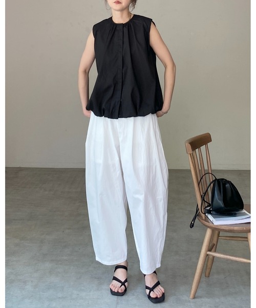 She's Closet(シーズクローゼット)の「ノースリーブ 裾バルーン ブラウス ボリュームトップス(シャツ/ブラウス・レディース・ホワイト/ブルー/ブラック・FREE)」の22枚目の写真