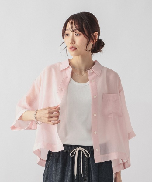 GLOBAL WORK(グローバルワーク)の「シルキータッチシアーシャツ5分袖/636672(シャツ/ブラウス・レディース・オフホワイト/チャコールグレー/カーキ/ブルー/ベージュ系その他2/ボルドー/ピンク・LARGE/MEDIUM)」の6枚目の写真