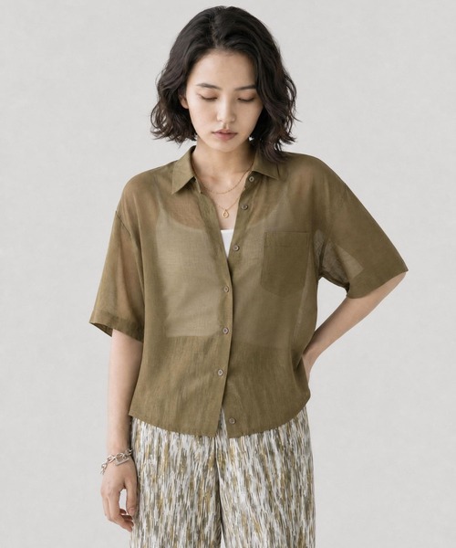 GLOBAL WORK（グローバルワーク）の「シルキータッチシアーシャツ5分袖/636672（シャツ/ブラウス・レディース・オフホワイト/チャコールグレー/カーキ/ブルー・LARGE/MEDIUM）」の15枚目の写真
