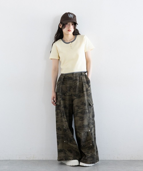 RAGEBLUE(レイジブルー)の「バイカラー/レイヤードヘンリーネックミニTシャツ(Tシャツ/カットソー・レディース・ブラウン/グレー/オフホワイト・FREE)」の17枚目の写真