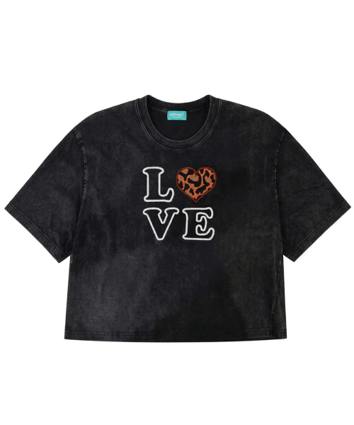 KATRINA K(カトリーナケイ)の「LOVE刺繍 半袖Tシャツ(Tシャツ/カットソー・レディース・その他・FREE)」の1枚目の写真