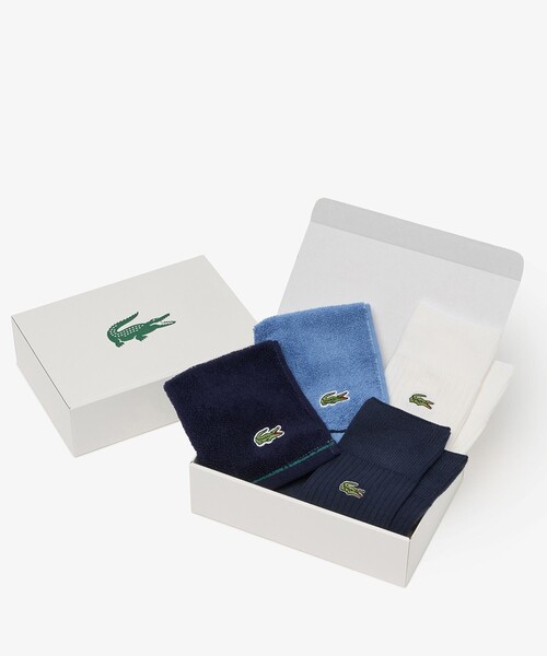 LACOSTE(ラコステ)の「【EC限定ギフトbox付き】ラインハンカチタオル& 3×2リブソックスギフトセット(ソックス/靴下・メンズ・ブルー/グリーン・27.0cm)」の1枚目の写真