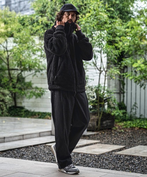 CAMBIO(カンビオ)の「mj11684-Short Micro Fur Volume Stand Neck Jacket ファースタンドネックジャケット(A73626cmb)(その他アウター・メンズ・チャコール/キナリ/ネイビー/ブラック・L/M/S)」の13枚目の写真