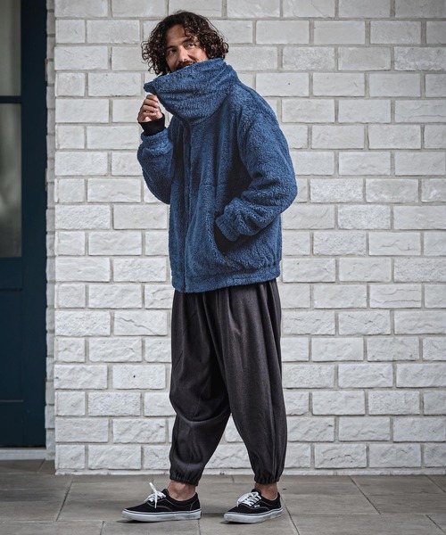 CAMBIO(カンビオ)の「mj11684-Short Micro Fur Volume Stand Neck Jacket ファースタンドネックジャケット(A73626cmb)(その他アウター・メンズ・チャコール/キナリ/ネイビー/ブラック・L/M/S)」の21枚目の写真