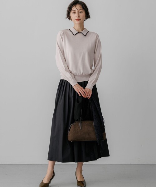 23区(ニジュウサンク)の「スエーディ アーチ ボストンバッグ(ショルダーバッグ・レディース・カーキ系/グレー系・F)」の20枚目の写真