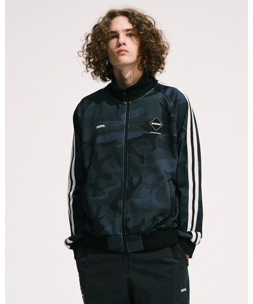 F.C.Real Bristol(エフシーレアルブリストル)の「TRAINING TRACK JACKET(ブルゾン・メンズ・カモフラージュ/ブラック/ピンク・SMALL/LARGE/MEDIUM/XX-LARGE/X-LARGE)」の6枚目の写真