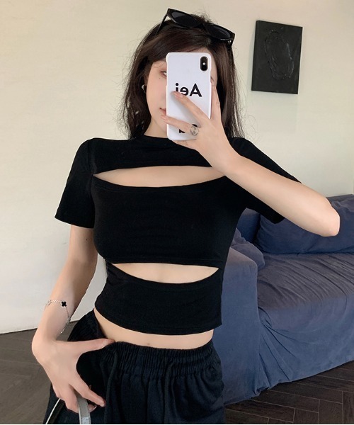 semuse(セミューズ)の「カットアウトTシャツ(Tシャツ/カットソー・レディース・ホワイト/ブラック・FREE)」の21枚目の写真