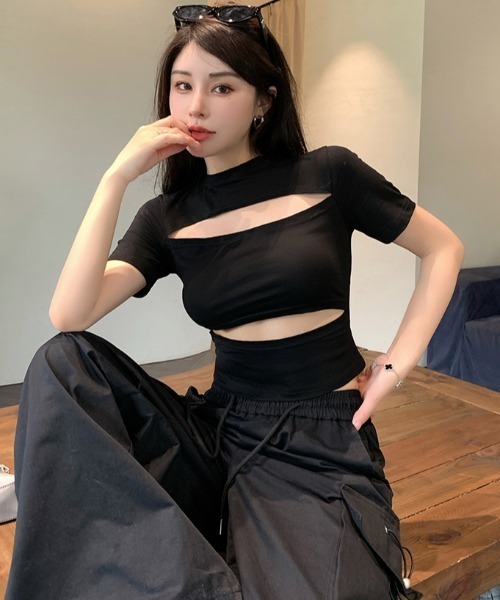 semuse(セミューズ)の「カットアウトTシャツ(Tシャツ/カットソー・レディース・ホワイト/ブラック・FREE)」の20枚目の写真