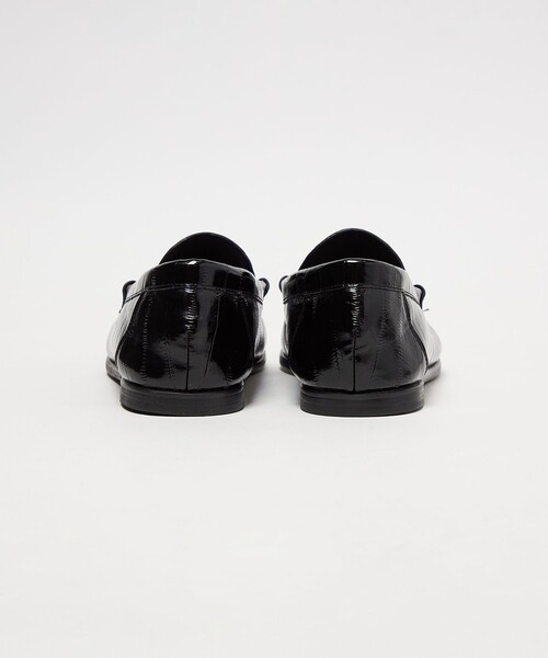 BEAUTY&YOUTH UNITED ARROWS(ビューティーアンドユースユナイテッドアローズ)の「レザーライク エンボス ギャザー ローファー(ローファー・レディース・ダークブラウン/ブラック・36/36h/37/37h/38)」の5枚目の写真