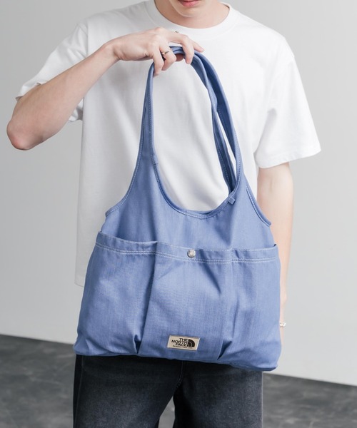 THE NORTH FACE(ザノースフェイス)の「THE NORTH FACE WHITE LABEL WL TRIG BAG ナイロンデニムワンポイントロゴショルダートートバッグ(トートバッグ・メンズ・ブラック/ブルー/クリーム・FREE)」の3枚目の写真