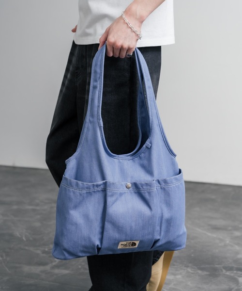THE NORTH FACE(ザノースフェイス)の「THE NORTH FACE WHITE LABEL WL TRIG BAG ナイロンデニムワンポイントロゴショルダートートバッグ(トートバッグ・メンズ・ブラック/ブルー/クリーム・FREE)」の16枚目の写真