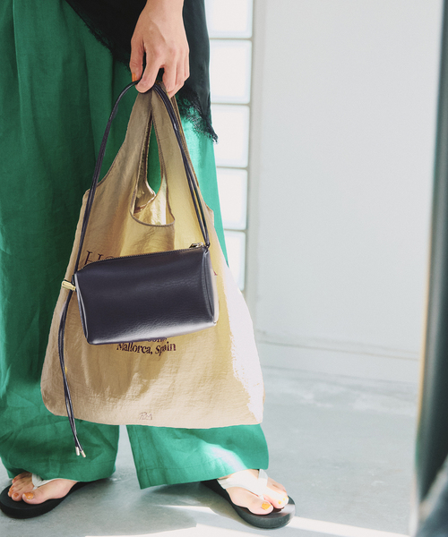 FRAMeWORK(フレームワーク)の「≪WEB限定 / 追加≫SKIN 別注MINI BAG PACKABLE TOTE 2(ショルダーバッグ・レディース・ブラック・FREE)」の18枚目の写真