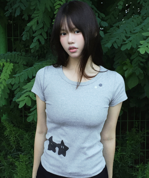 FUZZY SCAN(ファジスキャン)の「ボタンホールドハンドスタースリム半袖メランジ(Tシャツ/カットソー・レディース・ライトグレー・ONE SIZE)」の2枚目の写真
