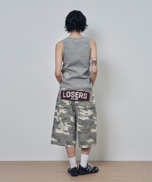 LOSERS CLUB（ルーザーズクラブ）の「ディストロイドパッチバミューダデニムパンツベージュカモ（デニムパンツ・メンズ・その他・4/0/1/2/3）」の6枚目の写真