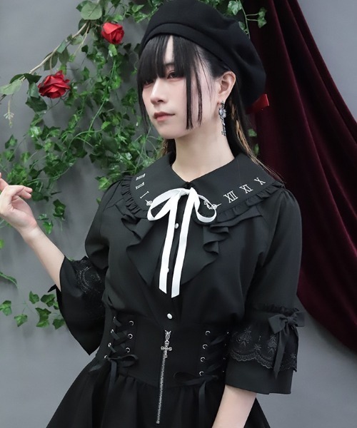 NIBBLE POISON（ニブルポイズン）の「時計刺繍フリル袖ブラウス（シャツ/ブラウス・レディース・ホワイト/ブラック/パープル・MEDIUM）」の2枚目の写真
