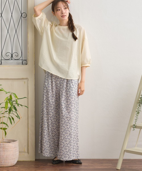 OMNES(オムネス)の「シルキークレープバックタック5分袖Tブラウス(シャツ/ブラウス・レディース・アイボリー/ライトブラウン/ブラック・FREE)」の11枚目の写真