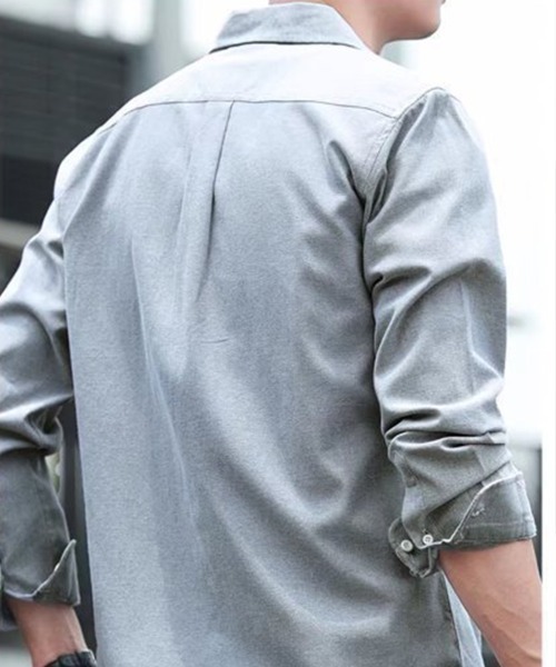 KELVIN(ケルヴァン)の「Classic Daily Shirt クラシックデイリーシャツ(シャツ/ブラウス・メンズ・グレー/ホワイト・MEDIUM/LARGE)」の4枚目の写真
