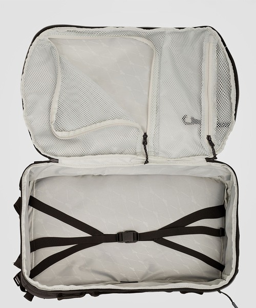 EagleCreek(イーグルクリーク)の「EagleCreek/イーグルクリーク ツアーライト トラベルパック 28L(バックパック/リュック・メンズ・ブラック/グリーン・FREE)」の6枚目の写真